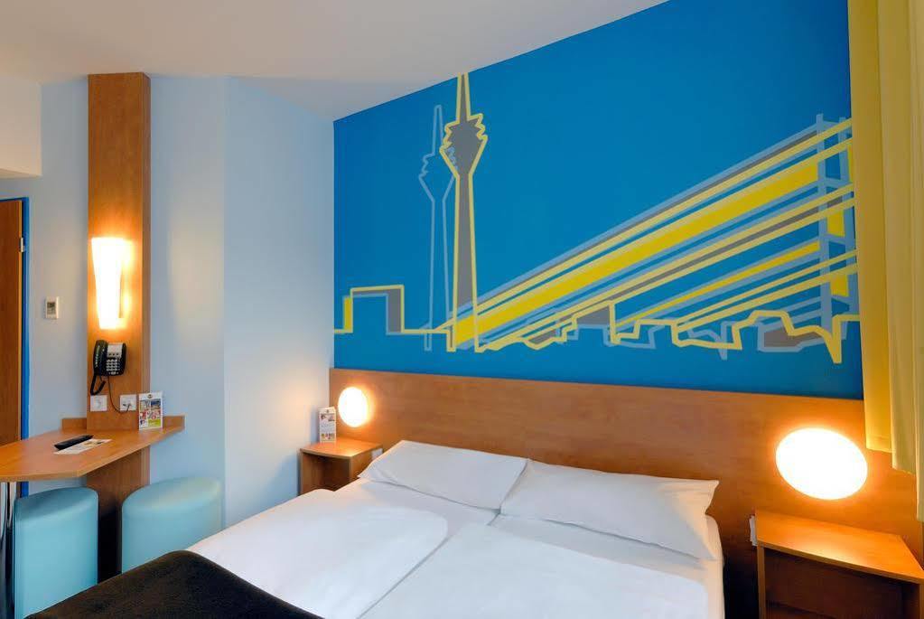 B&B Hotel Dusseldorf-Mitte Kültér fotó
